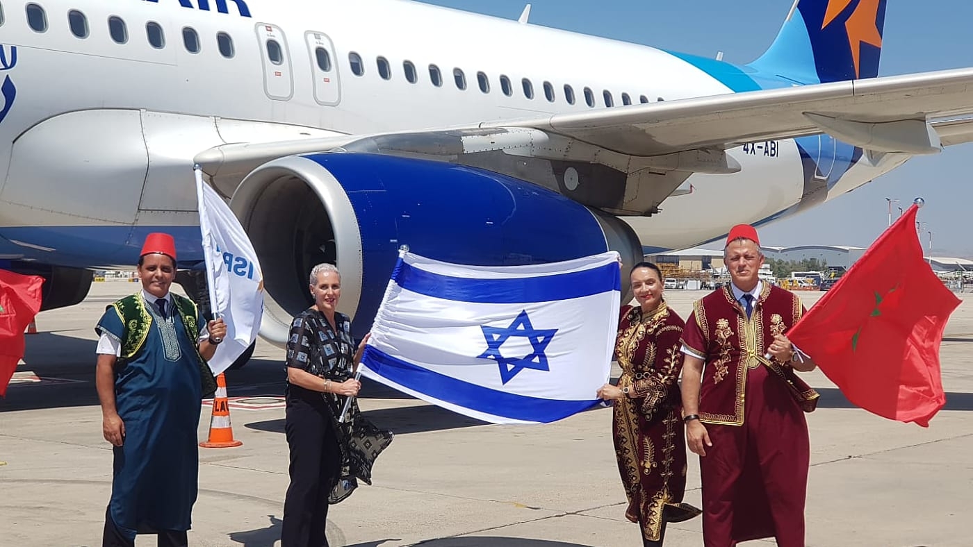 Aéroport de Tel Aviv, avant le décollage de l’avion d’Israir Airlines vers Marrakech, le 25 juillet 2021 (Facebook/Ofir Gendelman)