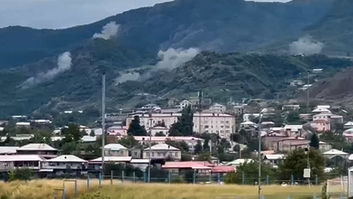 Artillery strikes on a hilltop outside Stepanakert, the capital of the Armenian-populated separatist region within Azerbaijani borders, 19 September 2023