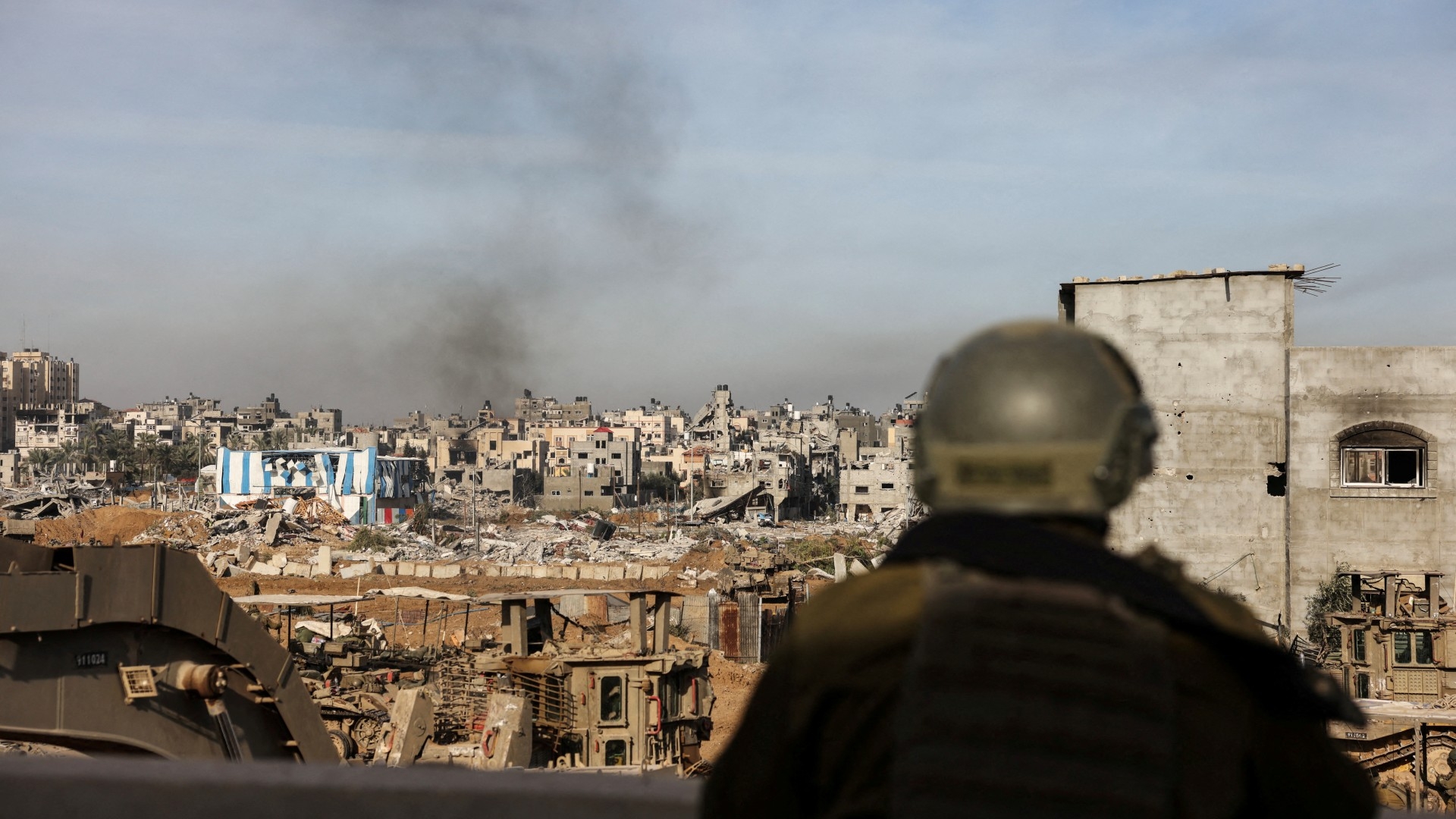 An Israeli soldier operates, amid the ongoing war on Gaza, taken on 8 January 2024. (Reuters/Ronen Zvulun)