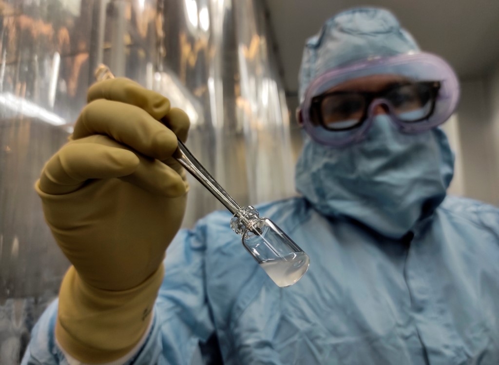 Présentation d’un vaccin à l’Institut Finlay de Cuba, le 20 janvier 2021 (AFP)