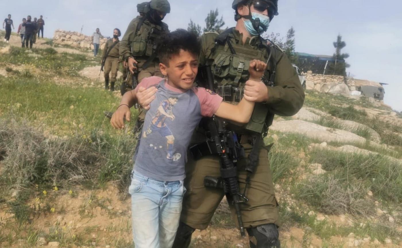 The Israeli military detains hundreds of Palestinian children annually (B'Tselem)