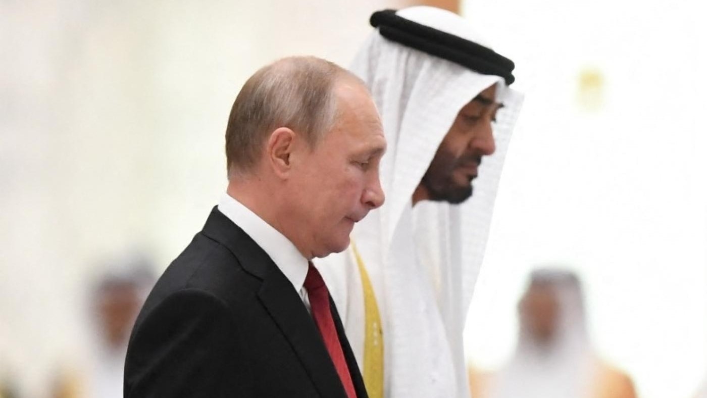Vladimir Putin, with Abu Dhabi Crown Prince Mohammed bin Zayed, during a visit to the UAE in 2019 (Reuters/File Photo)