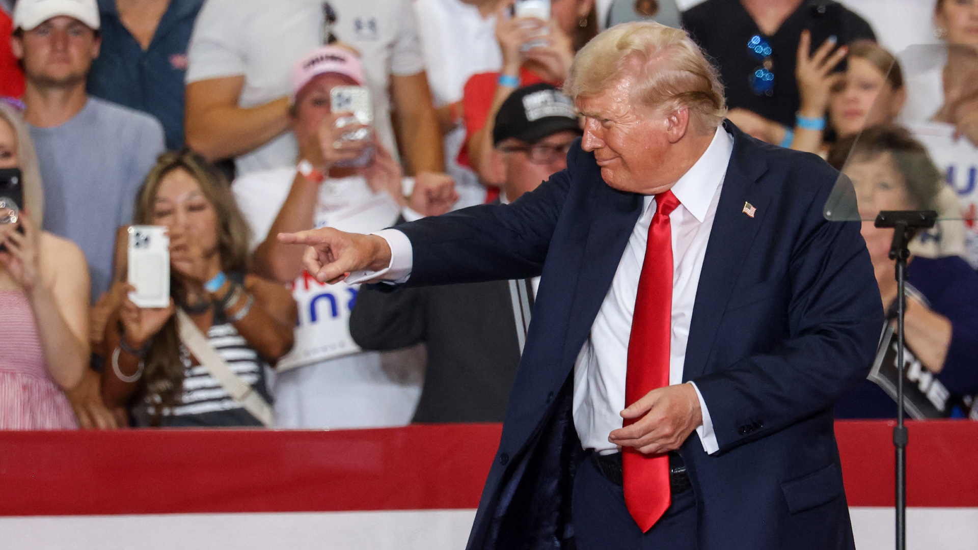 Former president Donald Trump speaks in Minnesota on 28 July. AFP/ Alex Wrobrewski.