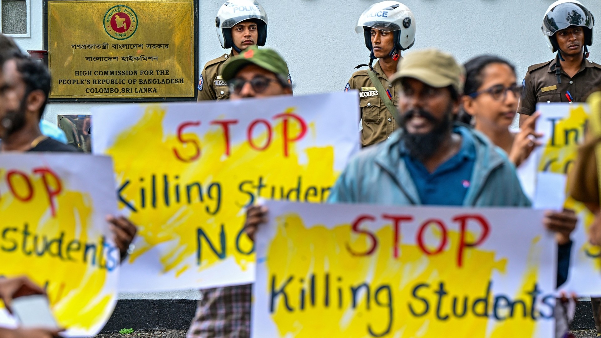 Activists demonstrate in front of the Bangladesh High Commission in Colombo on 22 July 2024, demanding an end to a government crackdown against protesters opposing a controversial job allocation quota system.