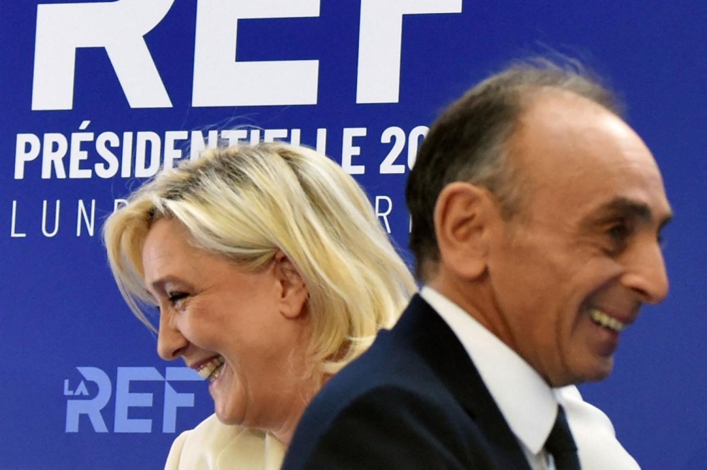 Éric Zemmour et Marine Le Pen, candidats à l’élection présidentielle, à Paris le 21 février 2022 (AFP)