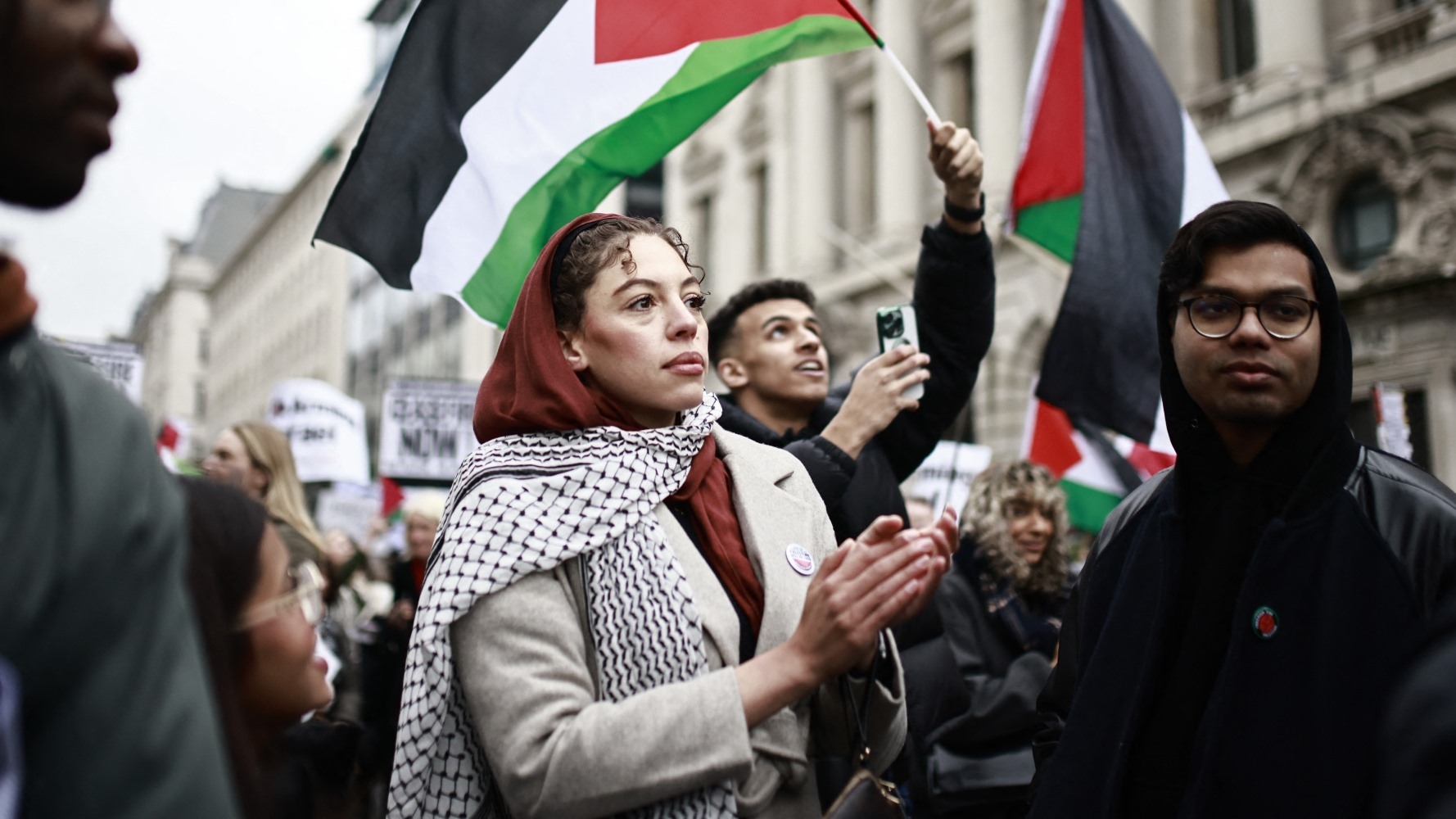 Protesters against Israel's war on Gaza in London on 27 April (AFP/Benjamin Cremel)
