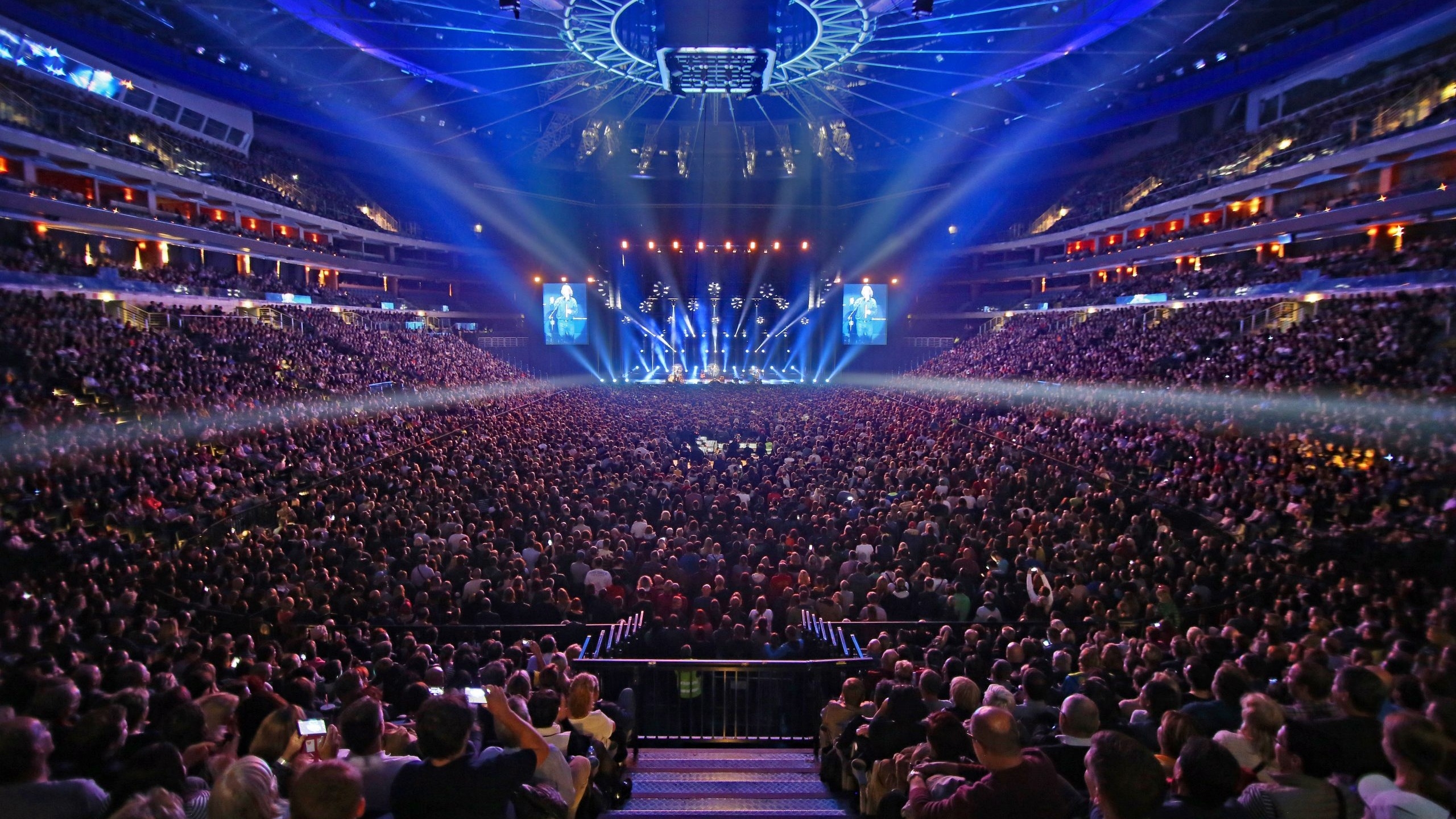 London's O2 Arena (O2)