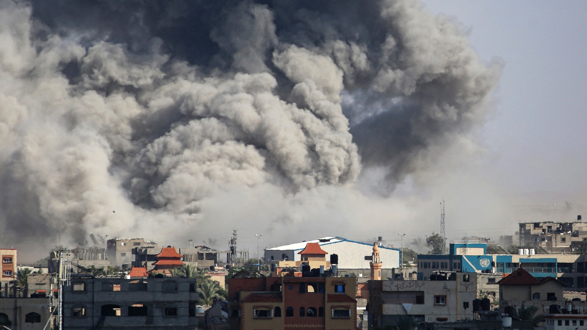 Smoke billows after Israeli bombardment of Rafah, in the southern Gaza Strip on 6 May, 2024 (AFP)