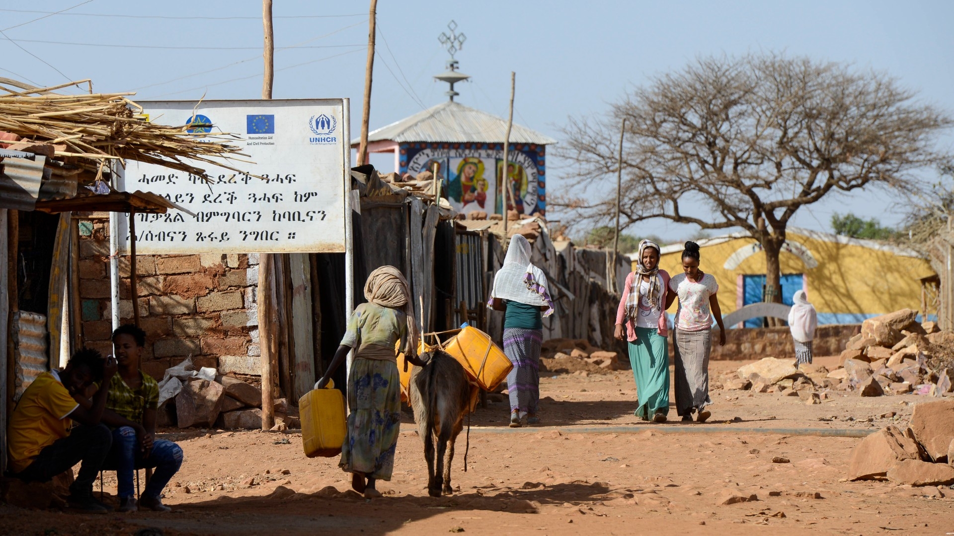 Ethiopian and Eritrean women in a refugee camp managed by the UNHCR