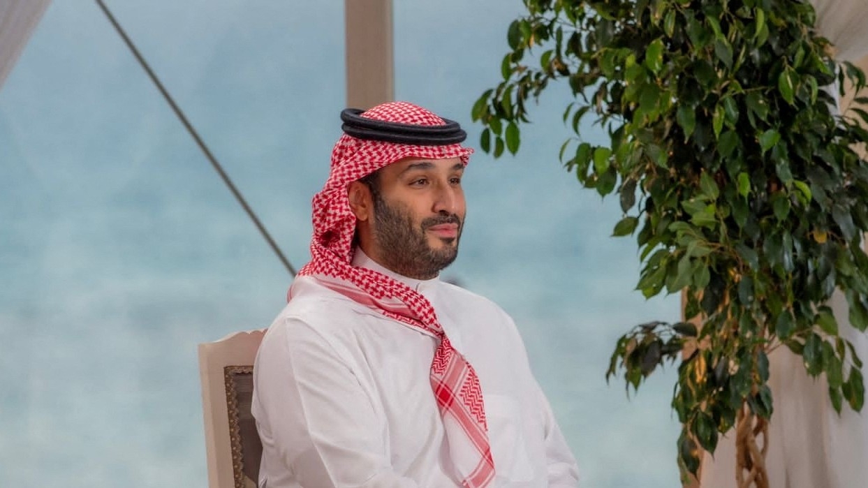 Le prince héritier d’Arabie saoudite Mohammed ben Salmane donne une interview à la chaîne américaine Fox News, diffusée le 21 septembre 2023, à Neom, en Arabie saoudite (Reuters)
