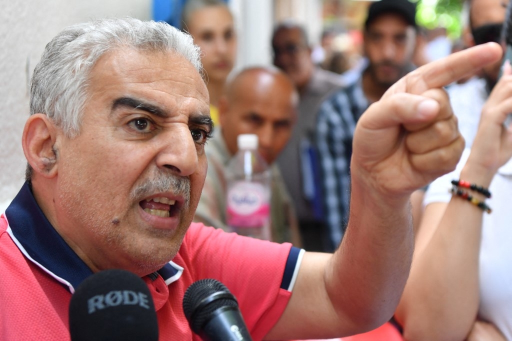 Le 1er janvier, un autre journaliste tunisien, Zied Heni, 59 ans, a été placé sous mandat de dépôt en attente d’un procès prévu le 10 janvier (AFP/Fethi Belaïd)