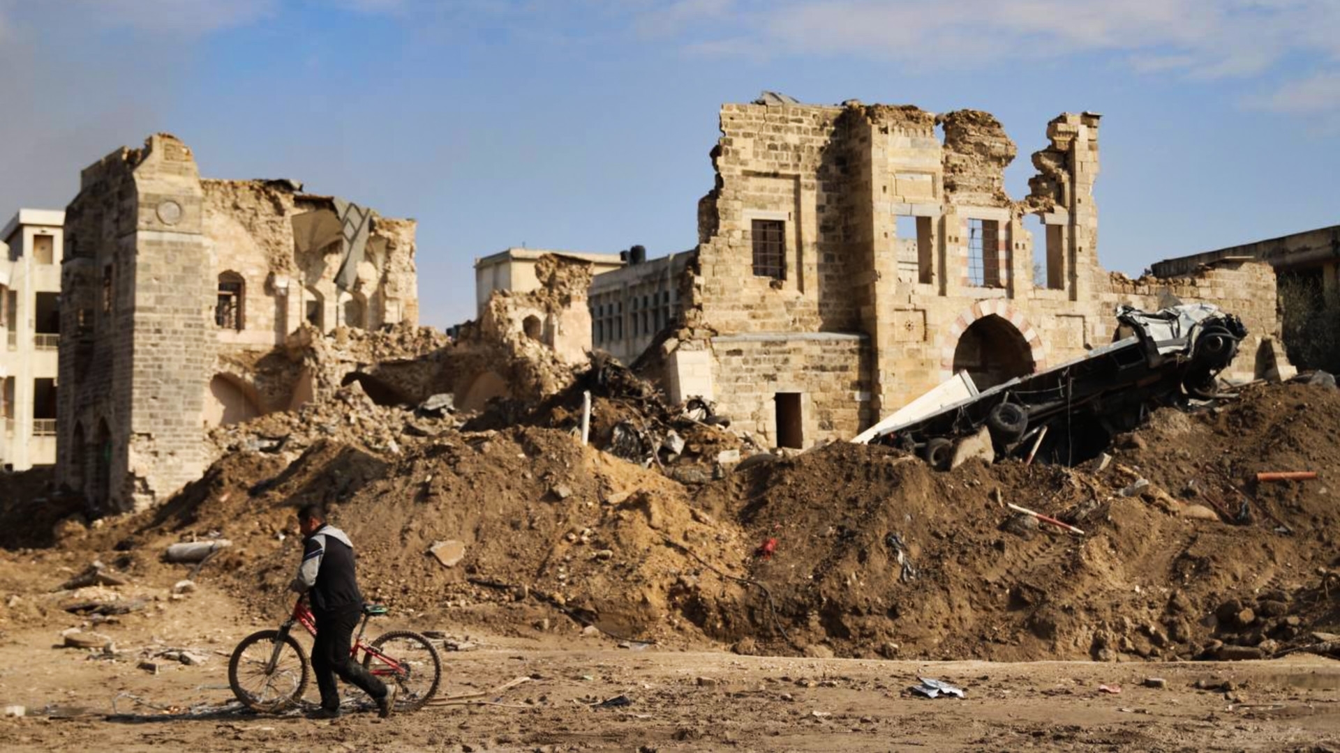 A section of the Basha Palace Museum in Gaza City, which dates to the 13th century, can be seen in ruin after Israeli bombing on 12 January, 2024 (MEE/Mohammed al-Hajjar)