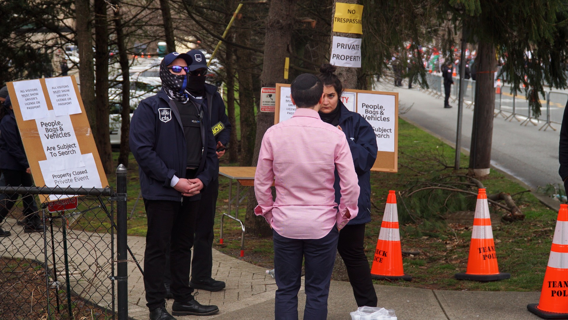 teaneck protests (MEE/Azad Essa)