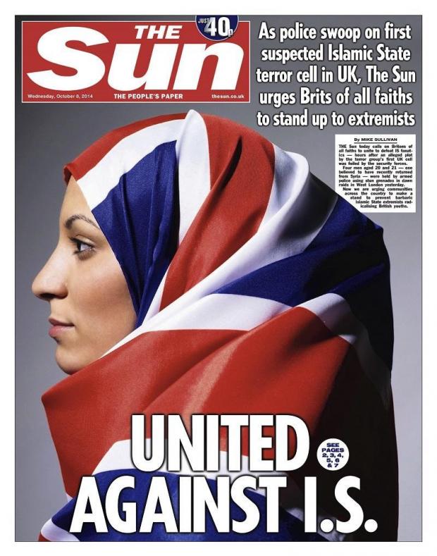 L’image d’une femme portant un hijab Union Jack a été utilisée pour la une du Sun (Twitter)