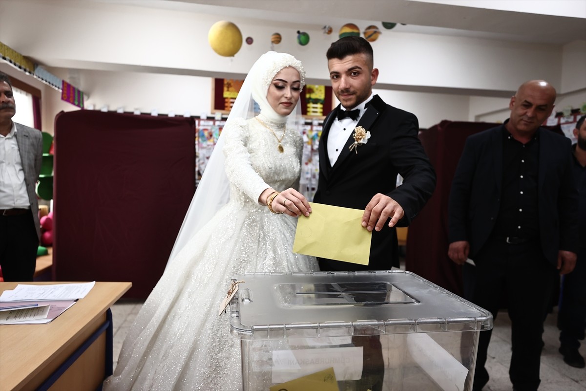 turkey bride and groom vote runoff 3