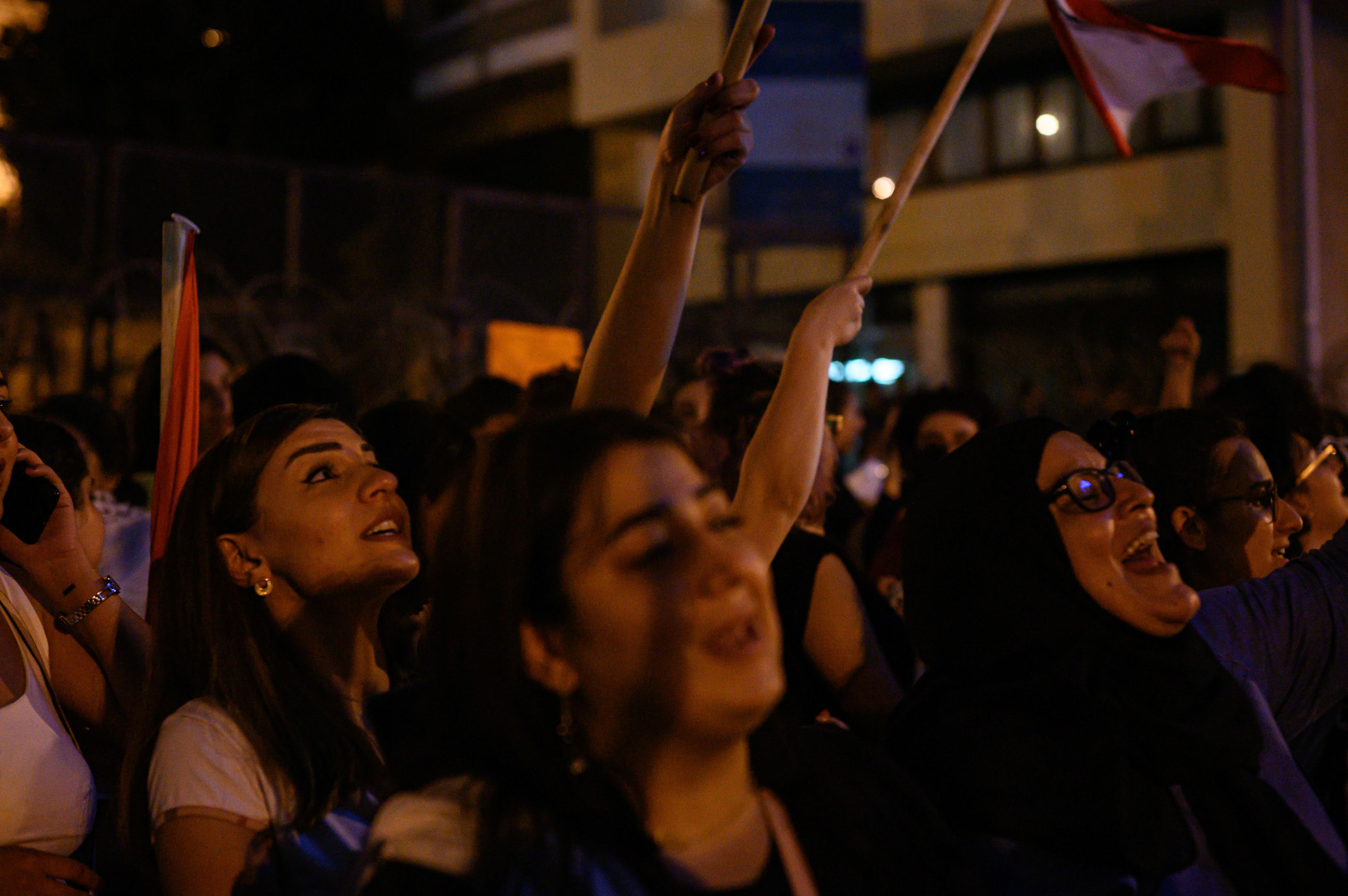 Women in the frontline in Riad al Solh on day four of the protests (MEE/Finbar Anderson)